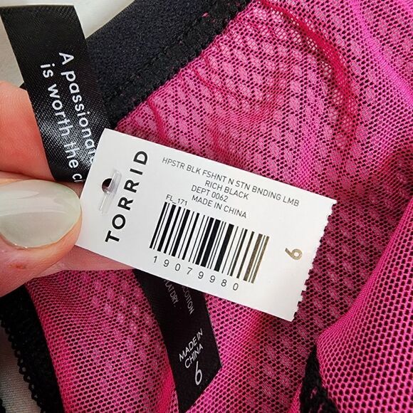 6X 30W Torrid Pink Black Fishnet Satin Binding Panty Hipster Lingerie Boudior - Picture 4 of 8